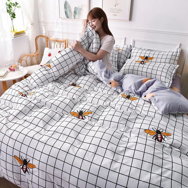 bedding sets cicada print white plaid fashion quilt cover sheets pillow case a/b double-sided pattern simplicity soft set
bedding sets cicada print white plaid fashion quilt cover sheets pillow case a/b double-sided pattern simplicity soft set