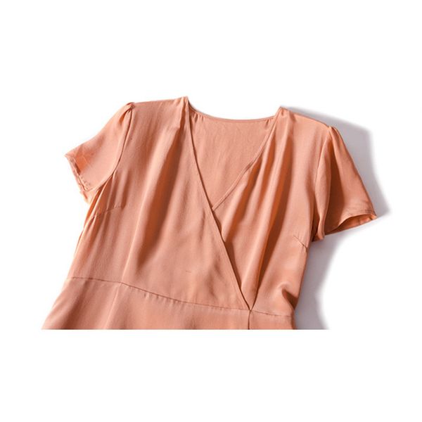 dress solid color and v-neck wrapped mulberry silk short-sleeved a- line summer style, Black;gray
dress solid color and v-neck wrapped mulberry silk short-sleeved a- line summer style, Black;gray