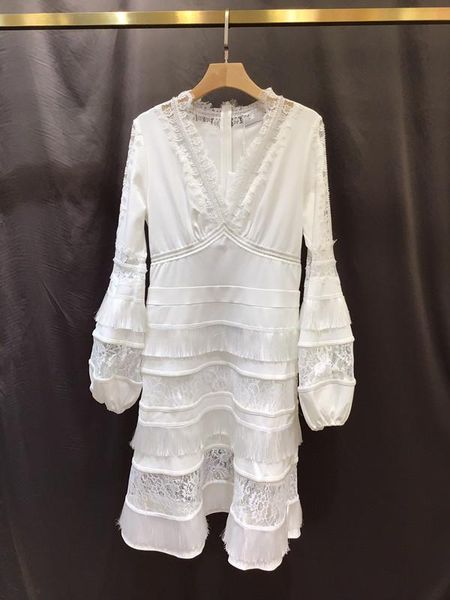 casual dresses the 2021 order bead water soluble flowers fringe waist dress 0815, Black;gray
casual dresses the 2021 order bead water soluble flowers fringe waist dress 0815, Black;gray