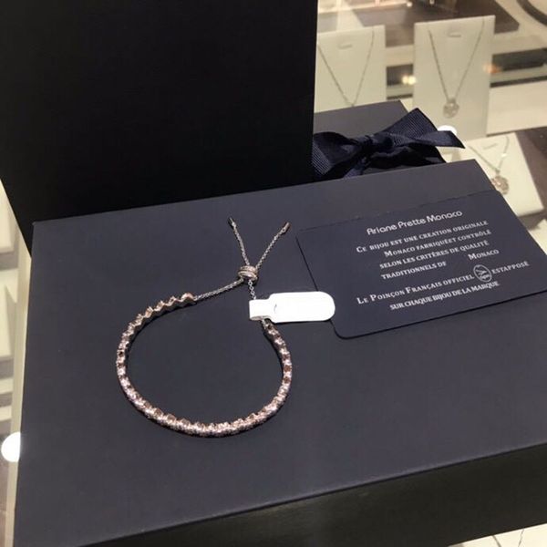 2020 new arrival europe elegant bracelets brand original bracelets for women girl lady gift, Golden;silver
2020 new arrival europe elegant bracelets brand original bracelets for women girl lady gift, Golden;silver