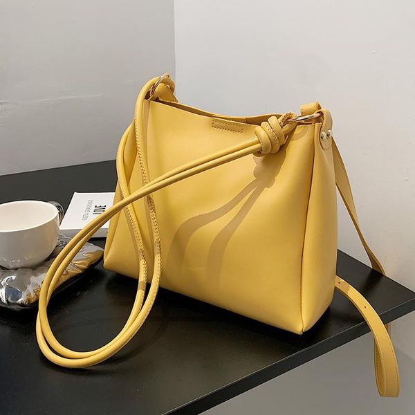 evening bags original brand large-capacity bag 2021 fashion messenger shoulder bucket armpit dual-use
evening bags original brand large-capacity bag 2021 fashion messenger shoulder bucket armpit dual-use