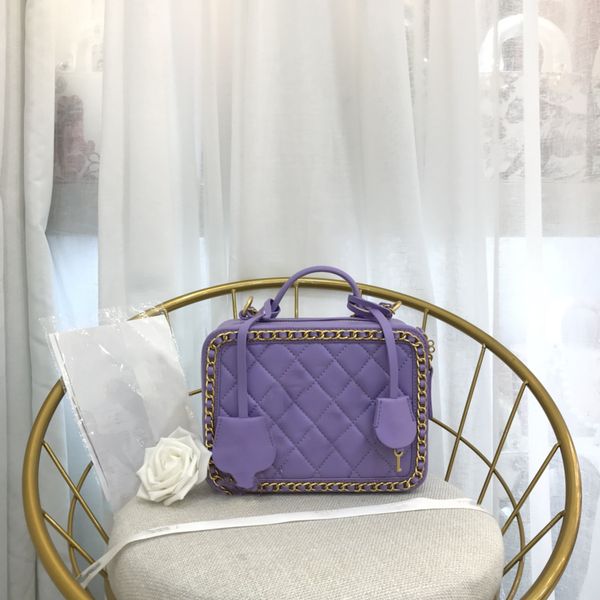7leisure classical bags oblique cross single shoulder shopping bag case cosmetic box packing beauty burst added a ring chain is
7leisure classical bags oblique cross single shoulder shopping bag case cosmetic box packing beauty burst added a ring chain is