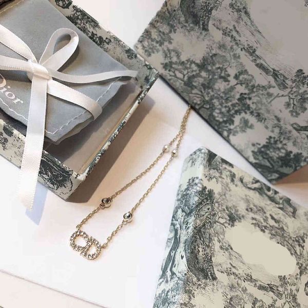 letter crystal necklace women's hand clavicle chain jewelry high version fine jewelry sale, Silver
letter crystal necklace women's hand clavicle chain jewelry high version fine jewelry sale, Silver