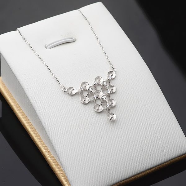 diy handmade s925 silver pendant pendant female triangle 10 beads 5-6 pearl set neck chain accessories 461
diy handmade s925 silver pendant pendant female triangle 10 beads 5-6 pearl set neck chain accessories 461