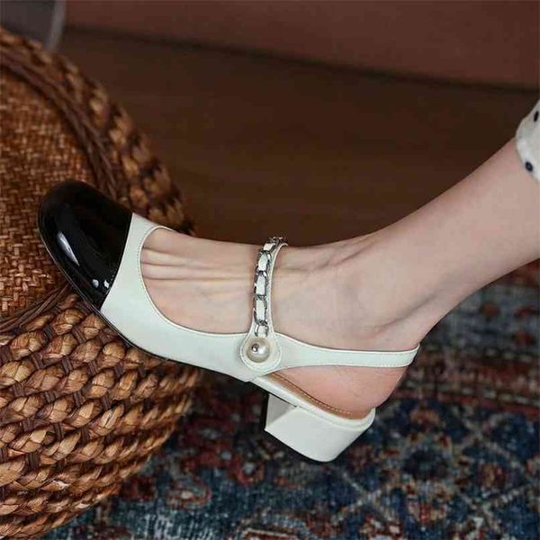 2021 shoes m rare family mary spring and summer 2021 new patent leather square heel pearl button color matching baotou women's sandal s, Black
2021 shoes m rare family mary spring and summer 2021 new patent leather square heel pearl button color matching baotou women's sandal s, Black