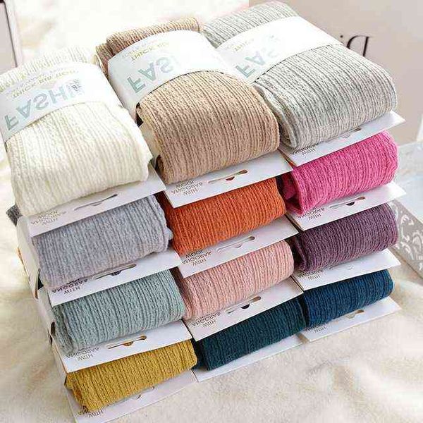 autumn winter pantyhose cotton knitted stockings candy color women warm twist striped women tights 2 designs footless tights y1130, Black;white
autumn winter pantyhose cotton knitted stockings candy color women warm twist striped women tights 2 designs footless tights y1130, Black;white