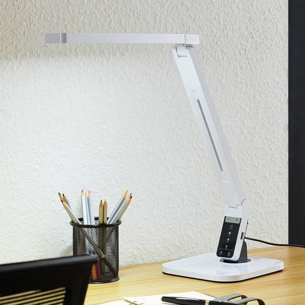 desk lamp with usb charging port,4 lighting modes and 5 brightness levels touch control 1h timer 15w beside table lamps
desk lamp with usb charging port,4 lighting modes and 5 brightness levels touch control 1h timer 15w beside table lamps