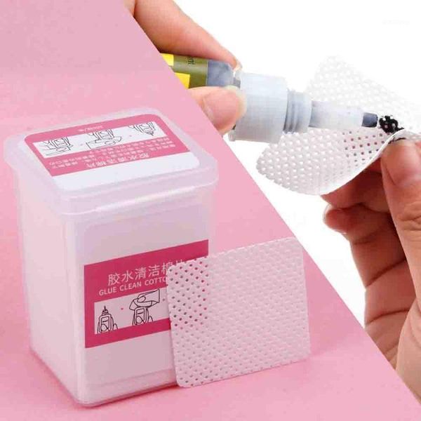 200/400pcs lint-paper cotton wipes eyelash extension glue remover pads lashes grafting cleaning mouth wipe makeup tool1
200/400pcs lint-paper cotton wipes eyelash extension glue remover pads lashes grafting cleaning mouth wipe makeup tool1