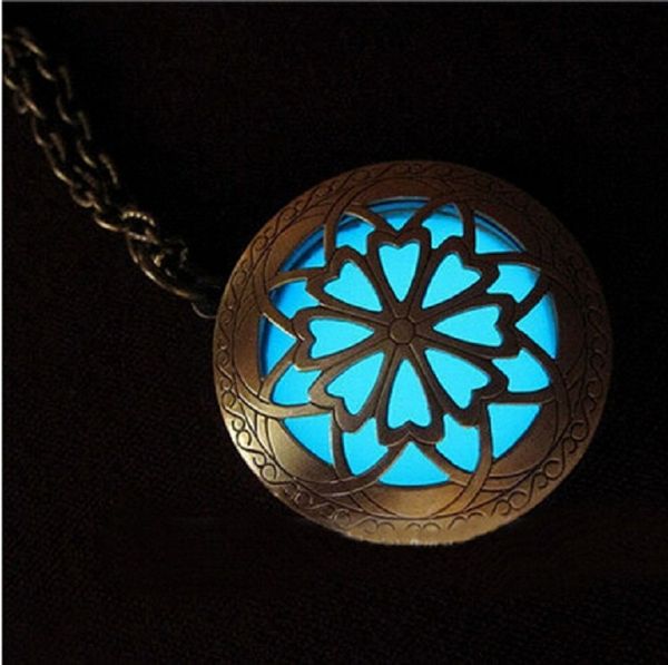 factory sholesale luminous bronze hollow circular sunflower sweater chain popular fashion xmas gift
factory sholesale luminous bronze hollow circular sunflower sweater chain popular fashion xmas gift