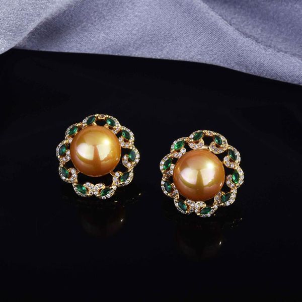 stud vintage dainty pearl earrings geometric hollow lace design charm piercing elegant jewelry for women wedding party, Golden;silver
stud vintage dainty pearl earrings geometric hollow lace design charm piercing elegant jewelry for women wedding party, Golden;silver