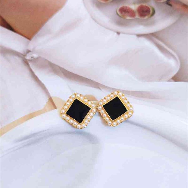 2021 new pearl korean temperament earrings 925 silver needle fashion jewelry yiwu commodity, Black
2021 new pearl korean temperament earrings 925 silver needle fashion jewelry yiwu commodity, Black