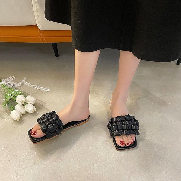 slippers 2021 casual women's fashion simple solid color open-toed personality upper design elegant all-match, Black
slippers 2021 casual women's fashion simple solid color open-toed personality upper design elegant all-match, Black