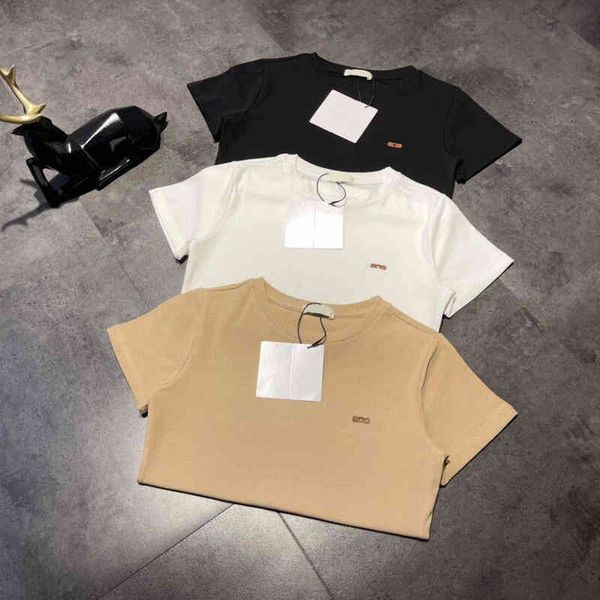 2022 factory wholesale new 21 spring and summer fashion saijia leather label pure color simple thin white fresh slim women's short slee
2022 factory wholesale new 21 spring and summer fashion saijia leather label pure color simple thin white fresh slim women's short slee