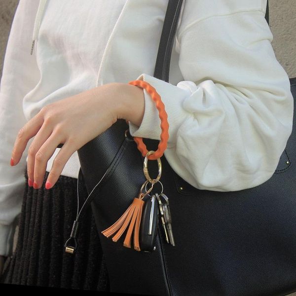 bangle silicone bamboo joint round wristband trendy large color keychain bracelet key ring geometry circle for women men jewelry 2021, Black
bangle silicone bamboo joint round wristband trendy large color keychain bracelet key ring geometry circle for women men jewelry 2021, Black