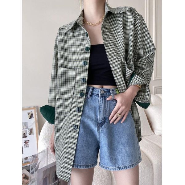 women's blouses & shirts 2021 autumn vintage plaid women turn down collar long sleeve loose straight oversize jacket casual outwear, White
women's blouses & shirts 2021 autumn vintage plaid women turn down collar long sleeve loose straight oversize jacket casual outwear, White