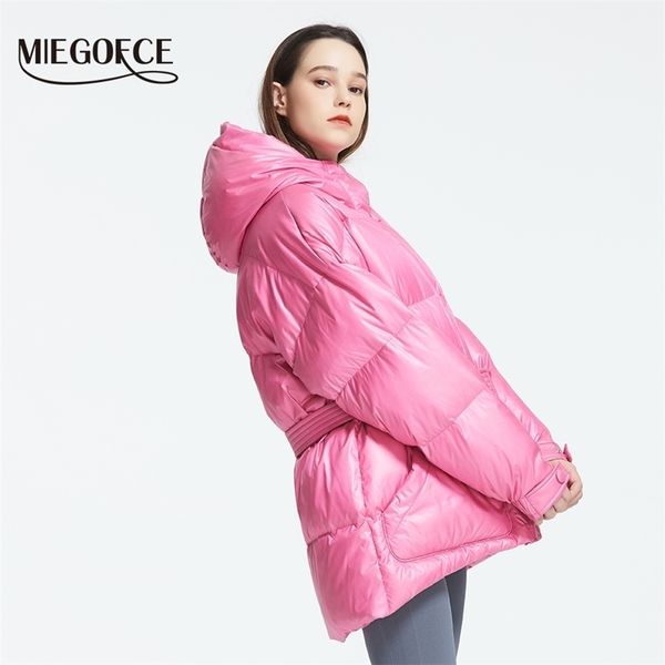 miegofce winter women's jacket bright colors insulated puffy coat collar hooded parka loose cut with belt 211013, Black
miegofce winter women's jacket bright colors insulated puffy coat collar hooded parka loose cut with belt 211013, Black