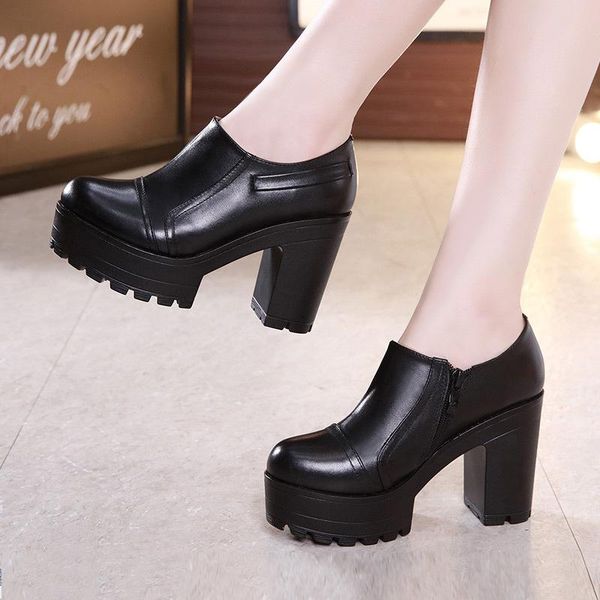 dress shoes 2021 sponge cake high heel autumn and winter black work thick platform waterproof round head large size deep mouth
dress shoes 2021 sponge cake high heel autumn and winter black work thick platform waterproof round head large size deep mouth