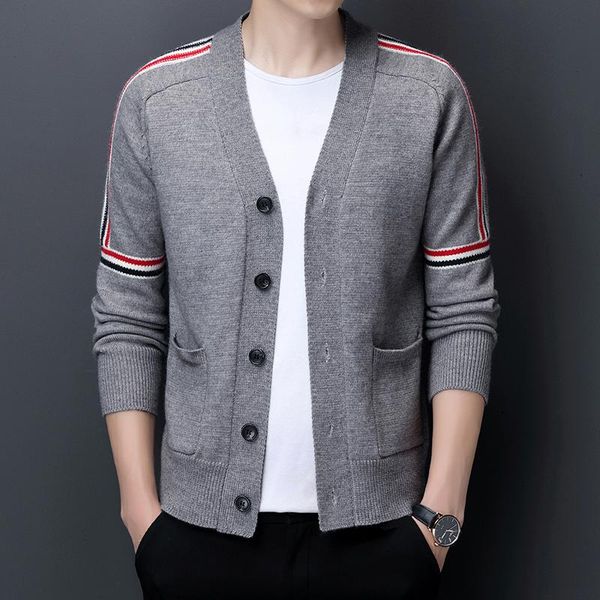 men's sweaters 2021 fashion brand men slim fit v-neck cardigans clothing striped cotton cardigan spring autumn casual knitting coat, White;black
men's sweaters 2021 fashion brand men slim fit v-neck cardigans clothing striped cotton cardigan spring autumn casual knitting coat, White;black