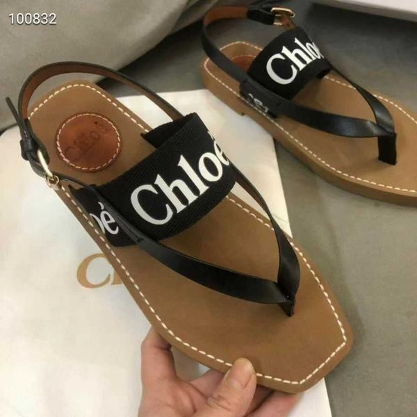 sandals slippersslippers cross border 2021 new kly clip t-shaped leisure fashion women's size 34-42luxurys designerszlyzly, Black
sandals slippersslippers cross border 2021 new kly clip t-shaped leisure fashion women's size 34-42luxurys designerszlyzly, Black