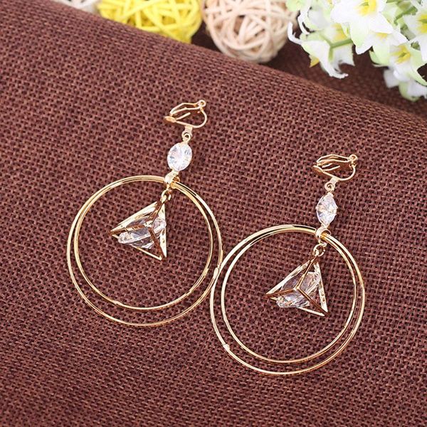 clip-on & screw back jiosimple style fashion silver gold color zircon clip on earrings for women round geometric 2021 female jewelry
clip-on & screw back jiosimple style fashion silver gold color zircon clip on earrings for women round geometric 2021 female jewelry