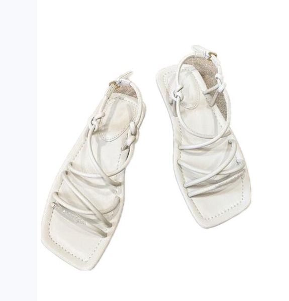 fashion trendy main brand ladies sandals flat heel square head back straps front cross straps formal wear casual beach white black pink
fashion trendy main brand ladies sandals flat heel square head back straps front cross straps formal wear casual beach white black pink