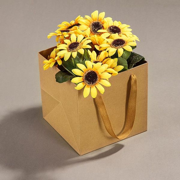gift wrap large portable flower box square kraft paper packing bag florist fresh bouquet carrier with handle cake wrapping
gift wrap large portable flower box square kraft paper packing bag florist fresh bouquet carrier with handle cake wrapping