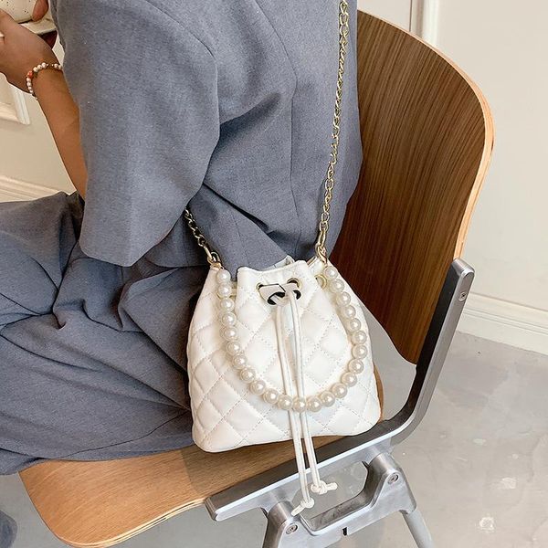 evening bags high-quality ladies rhombus handbags 2021 women's trendy fashion embroidery thread messenger shoulder bucket bag
evening bags high-quality ladies rhombus handbags 2021 women's trendy fashion embroidery thread messenger shoulder bucket bag
