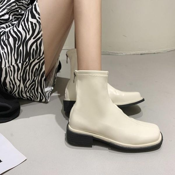 boots 2021thin breathable soft surface women's shoes rear zipper flat brand designer cover foot short, Black
boots 2021thin breathable soft surface women's shoes rear zipper flat brand designer cover foot short, Black
