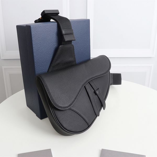 saddle bag cross body bags mens designer luxurious classic men genuine leather crossbody fashion vintage shoulder man casual with box dustba, Black;red
saddle bag cross body bags mens designer luxurious classic men genuine leather crossbody fashion vintage shoulder man casual with box dustba, Black;red