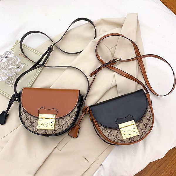 new fashion women's bag half round leather messenger bag single shoulder mini saddle purses
new fashion women's bag half round leather messenger bag single shoulder mini saddle purses