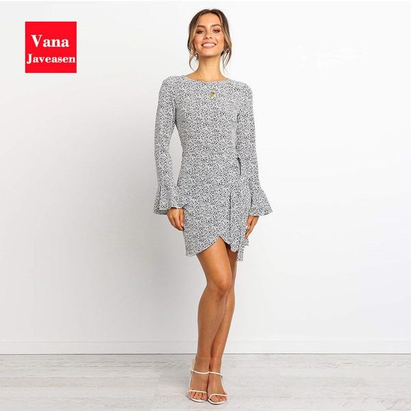 casual dresses polka dot flare long sleeve party dress woman elegant a-line white ruffled backless banquet eveing vestidos, Black;gray
casual dresses polka dot flare long sleeve party dress woman elegant a-line white ruffled backless banquet eveing vestidos, Black;gray