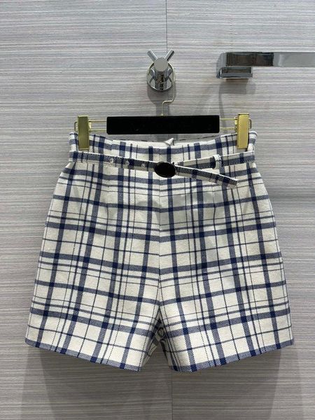 women's shorts luxury 100% wool for women autumn 2021 high-end brand 3d cut high waist blue plaid straight slim lady, White;black
women's shorts luxury 100% wool for women autumn 2021 high-end brand 3d cut high waist blue plaid straight slim lady, White;black