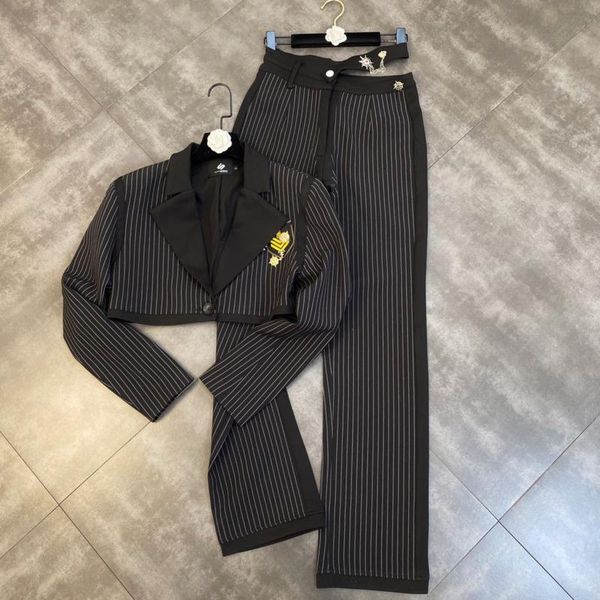 women's two piece pants prepomp 2021 fall long sleeve turn down collar single buttons striped slim blazer high waist set tracksuit gc68, White
women's two piece pants prepomp 2021 fall long sleeve turn down collar single buttons striped slim blazer high waist set tracksuit gc68, White
