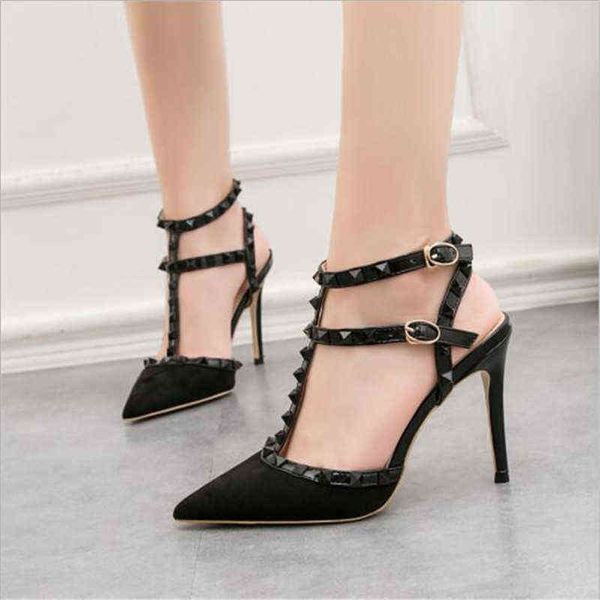 dress shoes pumps 2022 slim stiletto nightclub women's high-heeled shallow mouth pointed hollow rivet roman sandals 220113, Black
dress shoes pumps 2022 slim stiletto nightclub women's high-heeled shallow mouth pointed hollow rivet roman sandals 220113, Black
