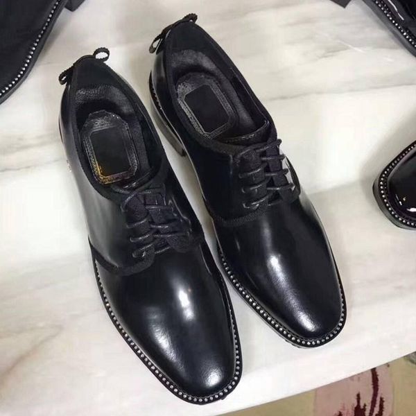 dress shoes women casuals black patent genuine leather crystal decor lace-up shallow designer classic style
dress shoes women casuals black patent genuine leather crystal decor lace-up shallow designer classic style