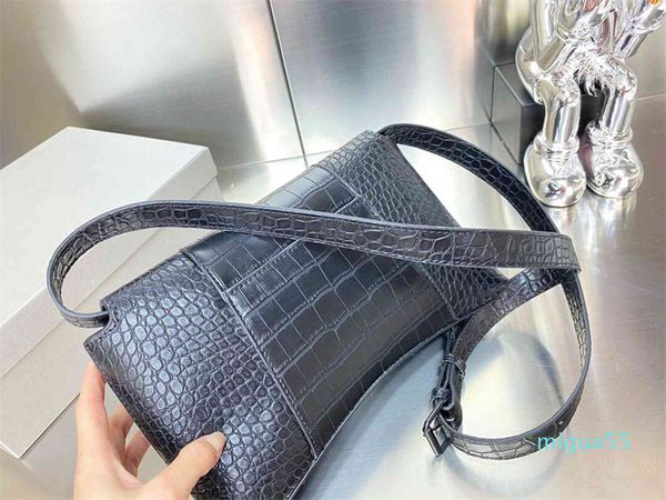 shoulder bags women handbags crossbody classic hourglass tote leather messenger high capacity fashion designer simplicity lady wallet
shoulder bags women handbags crossbody classic hourglass tote leather messenger high capacity fashion designer simplicity lady wallet