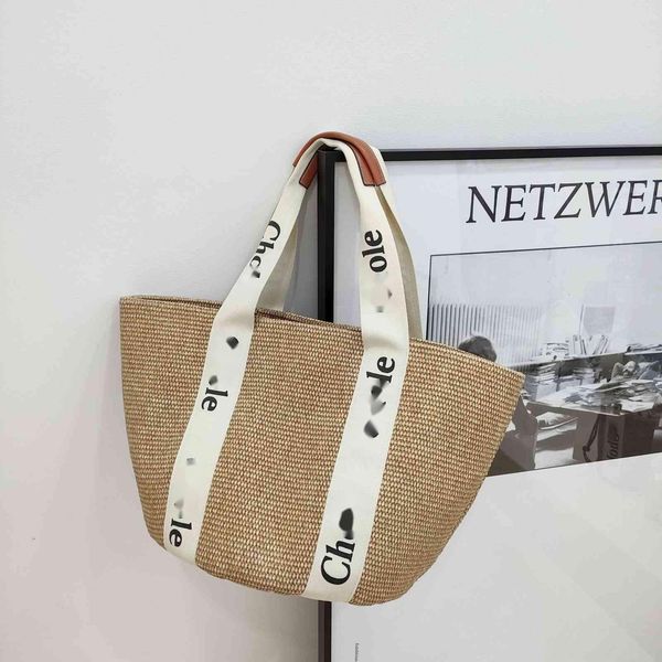 luxury handbags and storage bag girl 2021 summer new rattan hand woven bag single shoulder oblique span tot cabbage bask
luxury handbags and storage bag girl 2021 summer new rattan hand woven bag single shoulder oblique span tot cabbage bask
