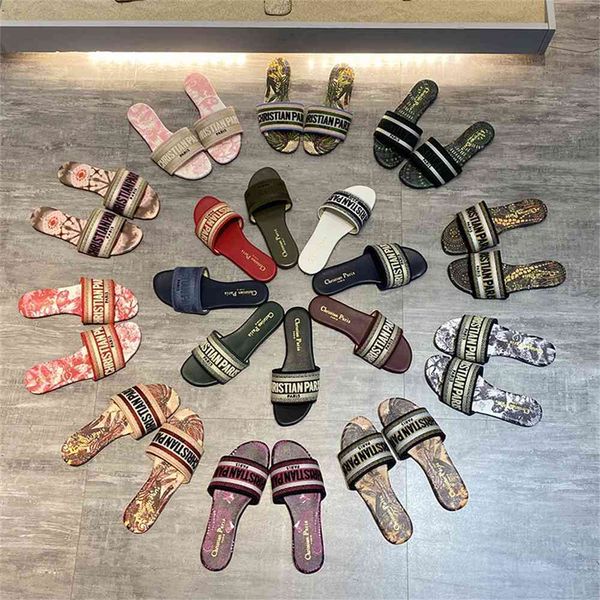 70% off wholesale sandals flip-flops family embroidered sandals new alphabet printed flat bottomed slippers, Black
70% off wholesale sandals flip-flops family embroidered sandals new alphabet printed flat bottomed slippers, Black