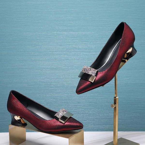 dress shoes vintage bling metal pumps women cow sheepskin leather party night club spring summer 2021 med heels woman, Black
dress shoes vintage bling metal pumps women cow sheepskin leather party night club spring summer 2021 med heels woman, Black