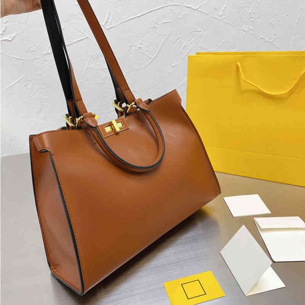 designer tote s womens purses fashion shoulder leather hand bag plain classic square turnlock high-capacity
designer tote s womens purses fashion shoulder leather hand bag plain classic square turnlock high-capacity