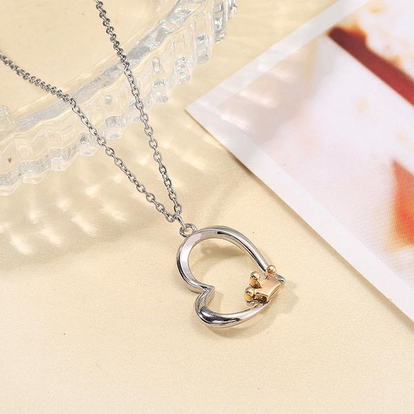 pendant necklaces simple hollow out heart crown necklace elegant women's wedding engagement jewelry charming party accessories gift, Silver
pendant necklaces simple hollow out heart crown necklace elegant women's wedding engagement jewelry charming party accessories gift, Silver