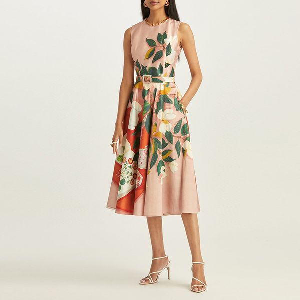 milan runway dresses 2022 spring summer o neck print panelled women's designer dress brand same style clothing 0301-10, Black
milan runway dresses 2022 spring summer o neck print panelled women's designer dress brand same style clothing 0301-10, Black
