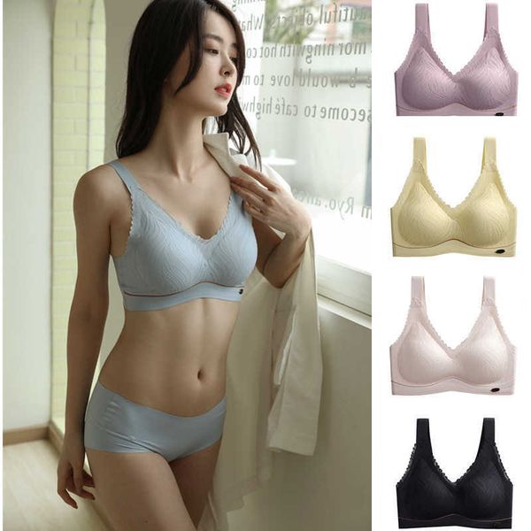detachable latex padded lace lingerie comfortable rimless vest style sports bra, Black;white
detachable latex padded lace lingerie comfortable rimless vest style sports bra, Black;white
