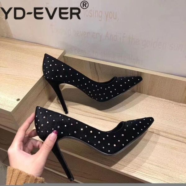 dress shoes fashion casual designer black velvet strass crystal lady point toe high heels pumps boots bride wedding shoe
dress shoes fashion casual designer black velvet strass crystal lady point toe high heels pumps boots bride wedding shoe