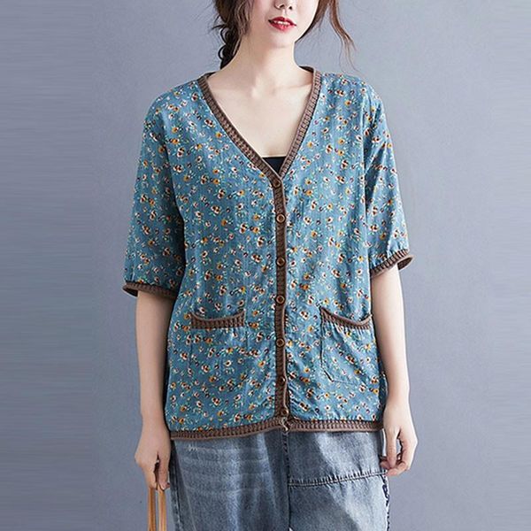women's t-shirt women summer little flower printed 2021 vintage style v-neck knitted stitched cardigans pockets button tshirt, White
women's t-shirt women summer little flower printed 2021 vintage style v-neck knitted stitched cardigans pockets button tshirt, White