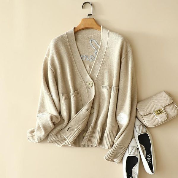 women's sweaters autumn and winter cashmere cardigan embroidered deer loose-fitting thick wool blend knitted sweater coat, White;black
women's sweaters autumn and winter cashmere cardigan embroidered deer loose-fitting thick wool blend knitted sweater coat, White;black