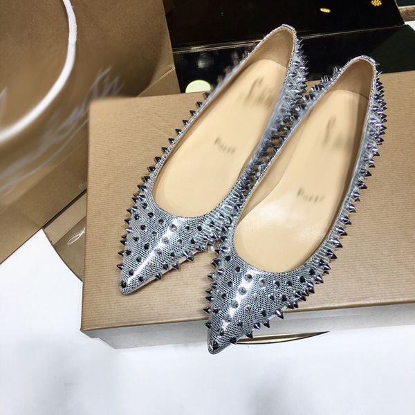 2021 good quality fashion women luxurys designers shoes designer sandals womens luxury high heels sandal dress shoess with box size 35-41 -m, Black
2021 good quality fashion women luxurys designers shoes designer sandals womens luxury high heels sandal dress shoess with box size 35-41 -m, Black