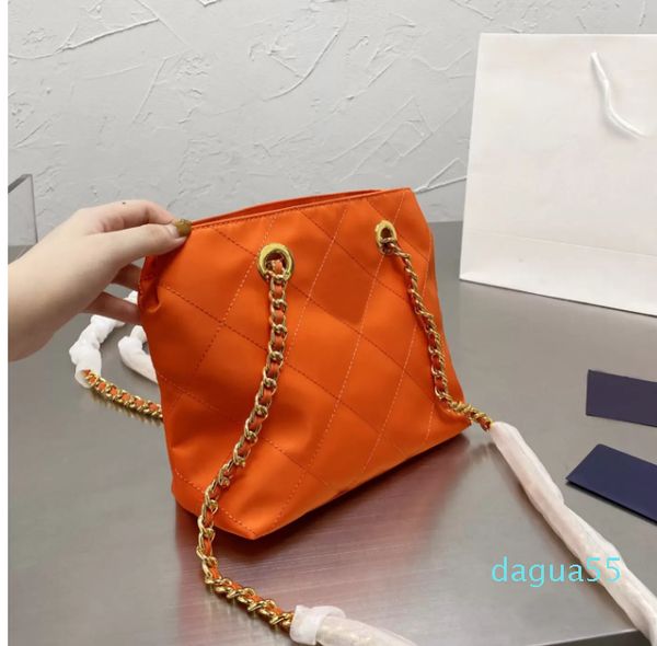 Fashion Shoulder Axillary bucket Bags woman genuine leather Handbags Quality Women chain lady bag wallet vintage All match, Picture color with logo 21x20cm_2
Fashion Shoulder Axillary bucket Bags woman genuine leather Handbags Quality Women chain lady bag wallet vintage All match, Picture color with logo 21x20cm_2