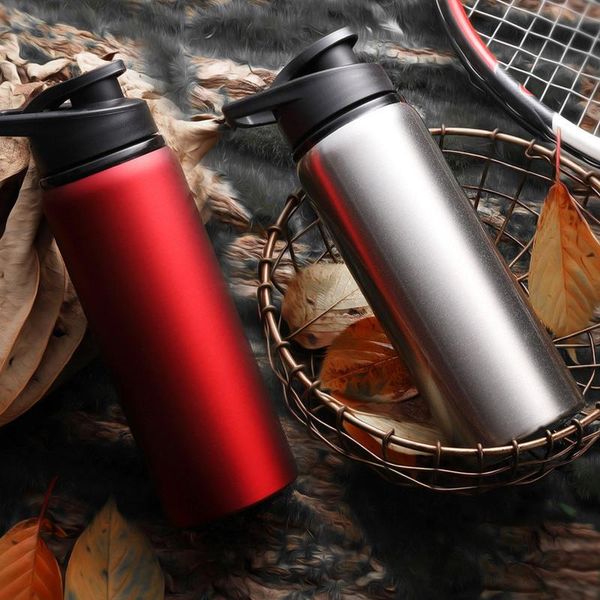 water bottle 700ml portable stainless steel heat preservation outdoors for mountain camping with frosted finish
water bottle 700ml portable stainless steel heat preservation outdoors for mountain camping with frosted finish