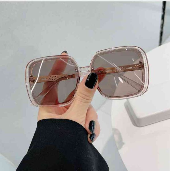 luxury designer glasses 2021 new simple tan elegant tide square round face slim retro female sunglasses big frame polarizer, White;black
luxury designer glasses 2021 new simple tan elegant tide square round face slim retro female sunglasses big frame polarizer, White;black